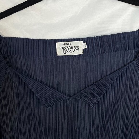 Tatsumi‎ Miyagi Couture Long Sleeve Round V Neck Pleated Midi Dress Navy Size 42 - Picture 3 of 6
